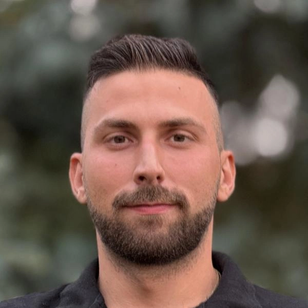 Giorgio - Vivai Il pollice Verde, Asti